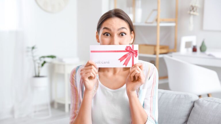 The Best Holiday Gift Cards for a Memorable Festive Season